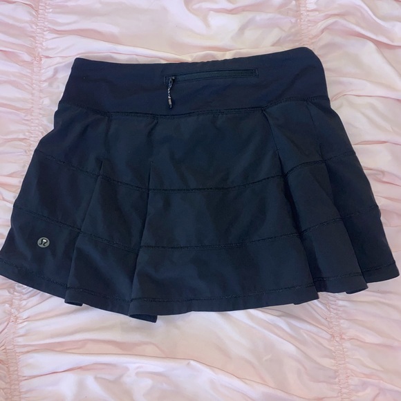 Lululemon Athletica Black Skort - Picture 2 of 3